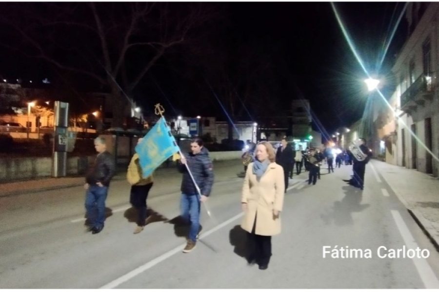 Procissão em Honra de Nossa Senhora